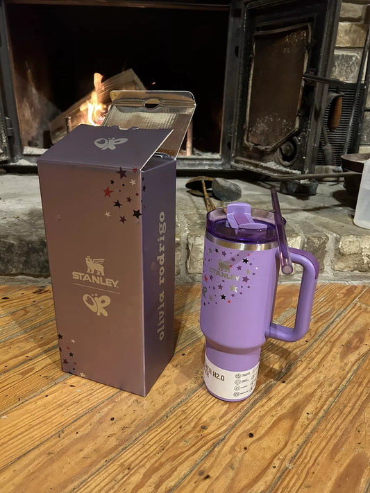 New Stanley x Olivia Rodrigo Quencher H2.0 Flowstate Tumbler | 40oz